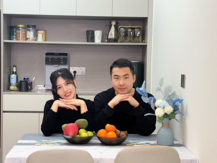 资讯有故事丨一篇涉及中欧班列的论文 带来了甜蜜跨国情缘