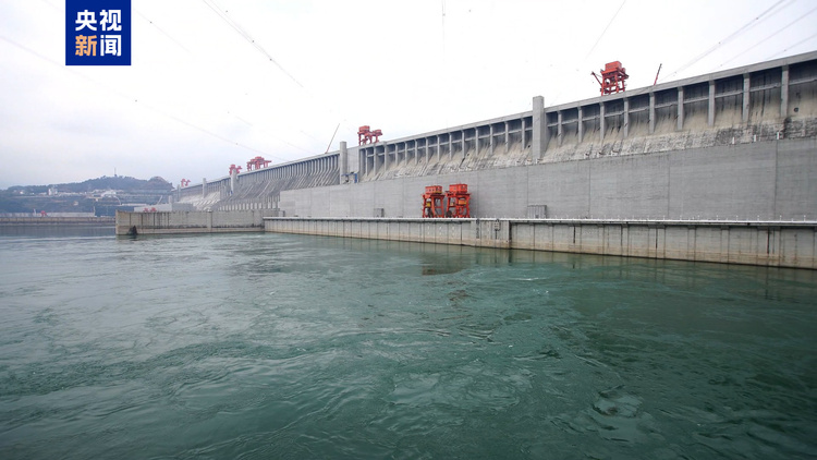 长江干流梯级水库枯水期补水超110亿立方米