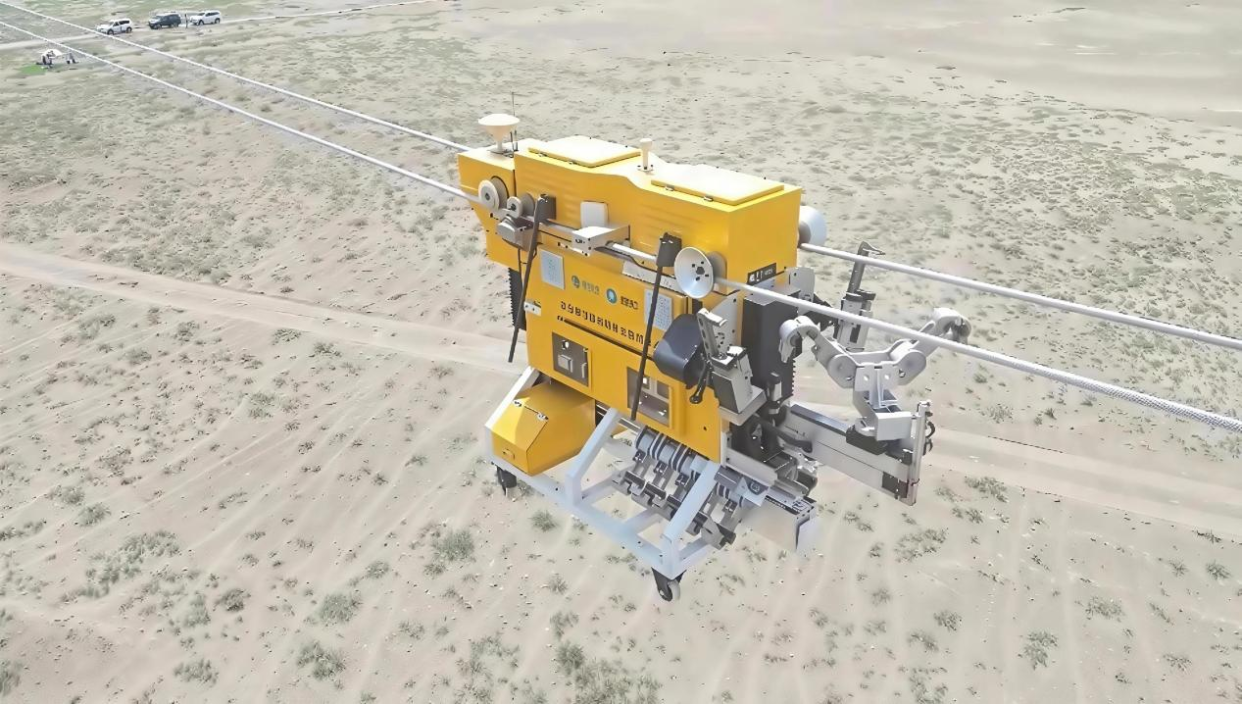 Domestically Produced Robot Achieves Unmanned High-Altitude Power Operations_fororder_图片2