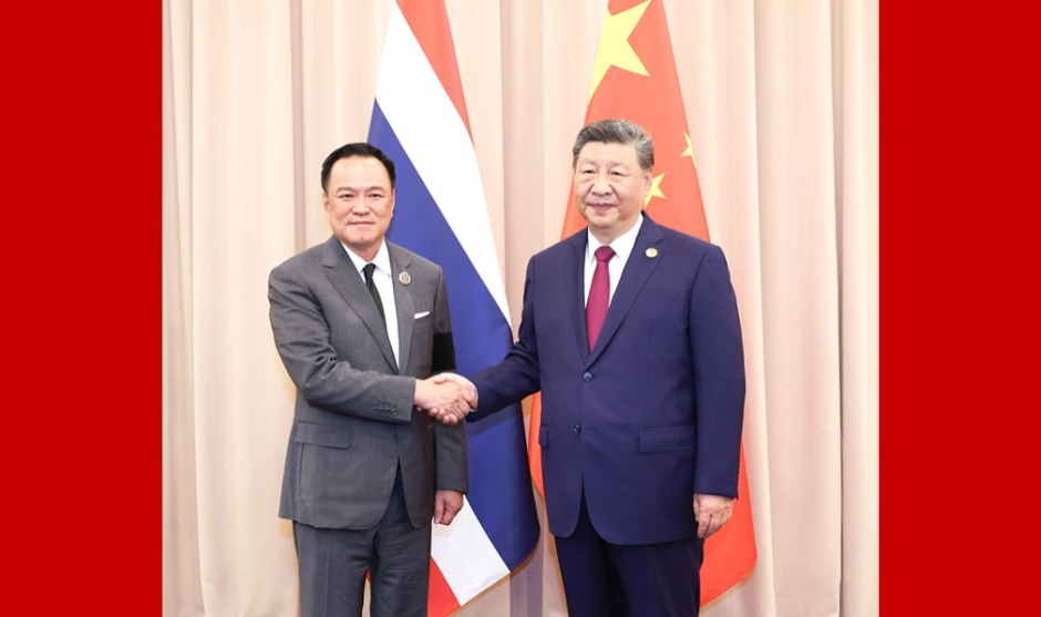 习近平会见泰国总理阿努廷_fororder_1761907833258_911