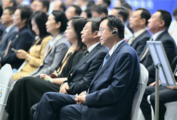 第五届中国—蒙古国博览会开幕_fororder_39e8a6a12aa91df45309f48b9ecde3da