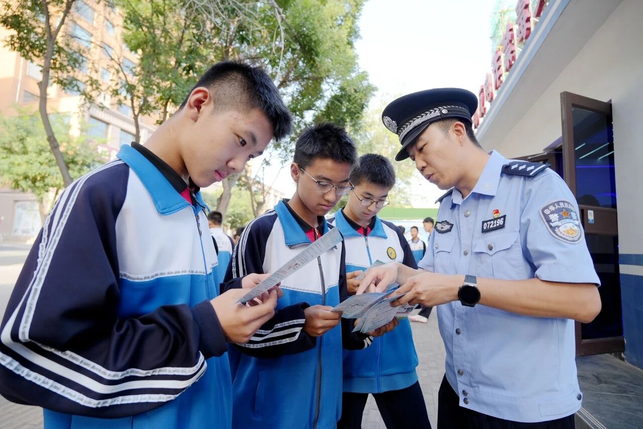 山丹公安：多维发力精准施策 织牢校园安全“防护盾”_fororder_微信图片_2025-10-20_112301_661