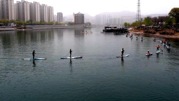 临夏州永靖县2025年“花开永靖·遇见黄河”郁金香文化旅游系列活动正式启幕_fororder_浆板水上表演