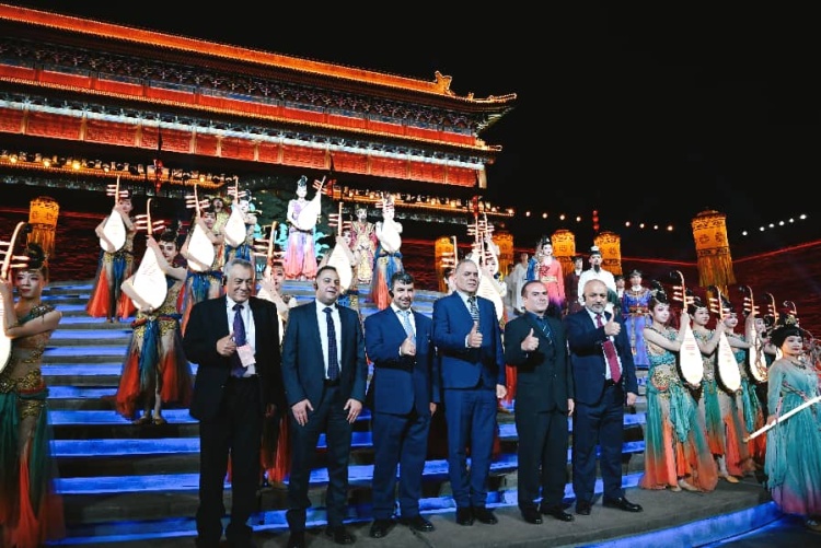科技为翼 文化为魂 中外城市共探高质量发展之路