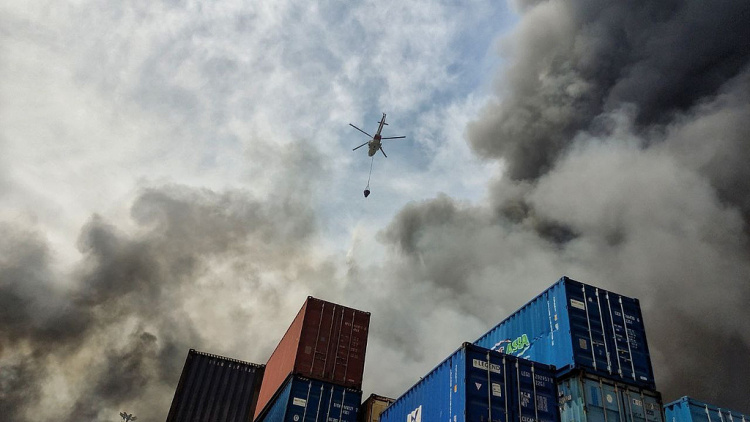 伊朗港口爆炸事件已造成65人死亡