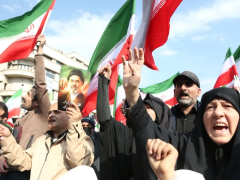 深追踪｜特朗普被曝急组“霍尔木兹联盟”，美军“护航”可行吗？猛烈轰炸哈尔克岛之后，美军会否登陆夺岛？