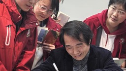 金华诗人西渡：诗歌和人的幸福能力有关