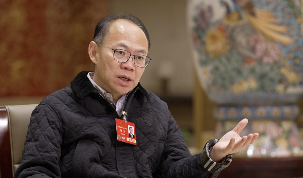 中医药AI大模型如何构建？生物芯片如何诊断？全球医疗鸿沟如何弥合？——听全国人大代表、中国工程院院士程京为你讲述_fororder_２