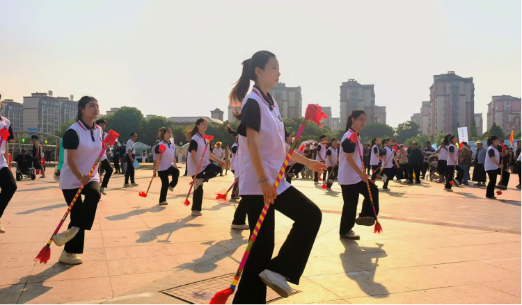 蚌埠五河：劈波斩浪 群龙竞速闹端午_fororder_劈波斩浪 群龙竞速闹端午1