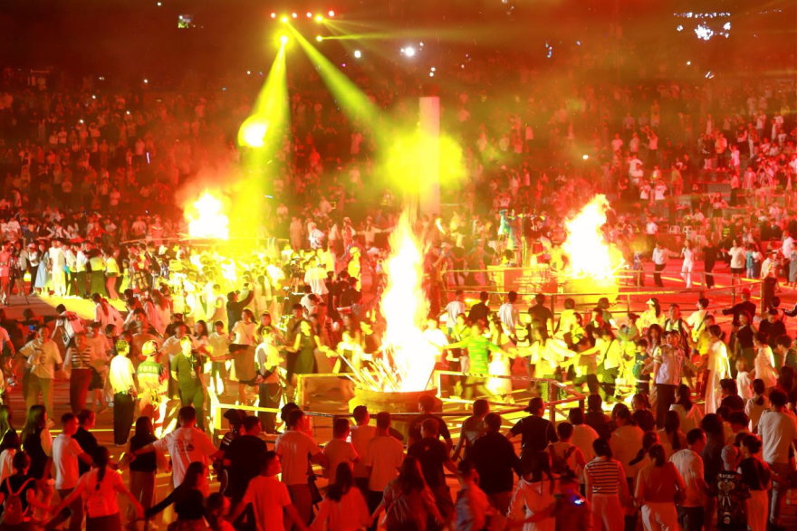 2025 Guizhou Yeyuhai·Haiping Yi Torch Festival Season in Full Swing_fororder_图片6