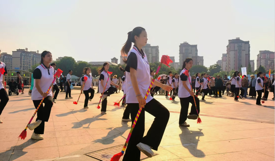Bengbu Wuhe: Racing Dragons and Splitting Waves to Celebrate the Dragon Boat Festival_fororder_图片9
