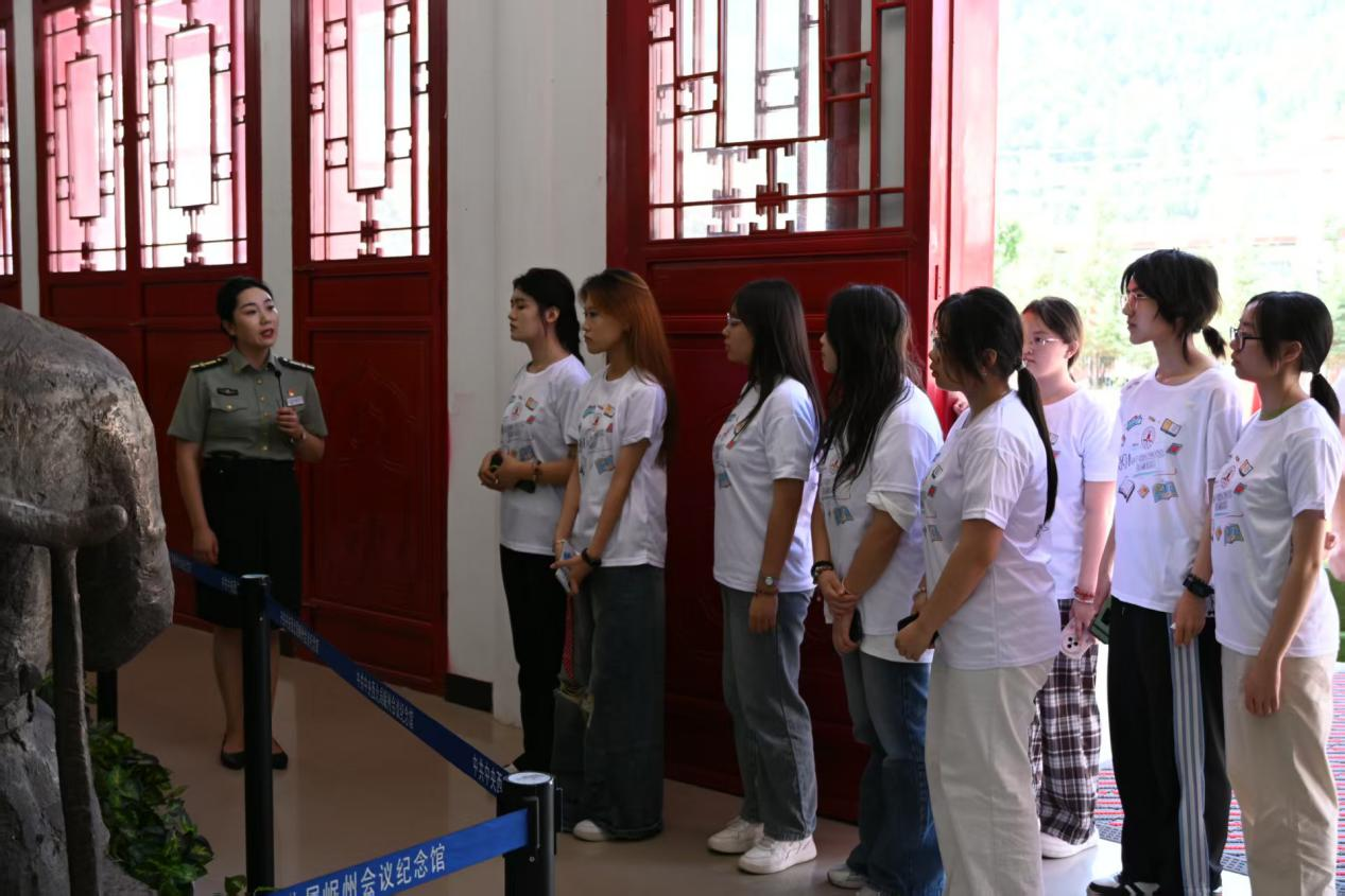 兰州财经大学:“三下乡”团队赴定西岷县 触摸红色印记 探寻药乡新篇_fororder_图片2