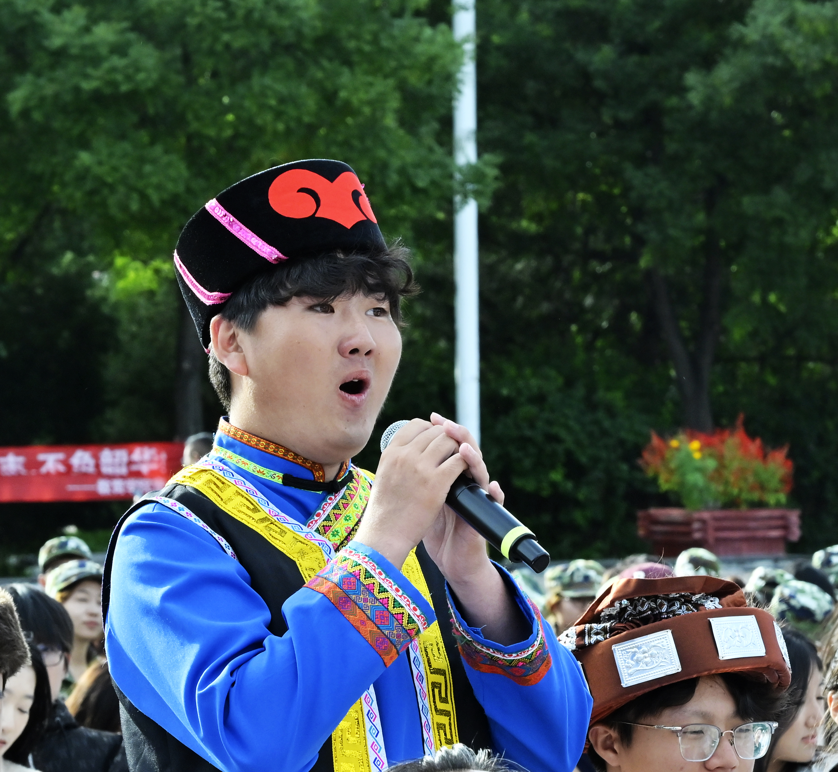 同唱一首歌 第二届基层行活动走进内蒙古师范大学