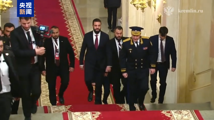 普京会见叙利亚过渡总统 称两国有良好合作计划