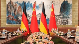 【国际锐评】“三种伙伴”引领中德合作新春开新局_fororder_76ce9f78d1bb4e72a928250e49e5035c_副本