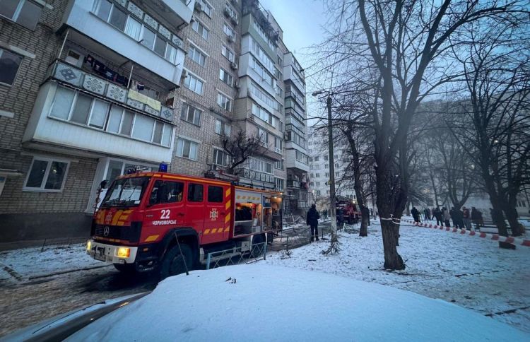 乌克兰多地遭空袭 基辅等地停暖停电