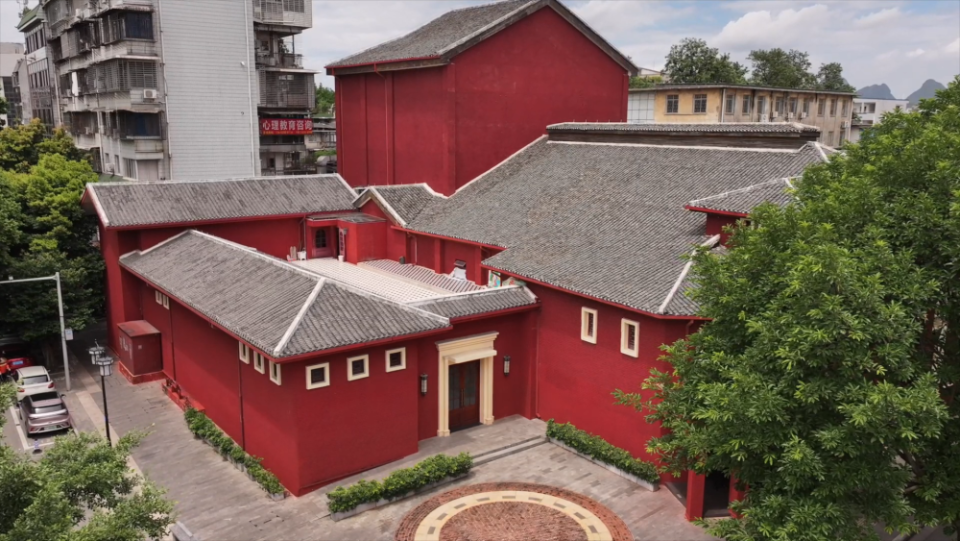 山河印记·作品背后的抗战故事｜时空回响80年 小舞台撑起民族抗战大担当_fororder_105012025091400005071