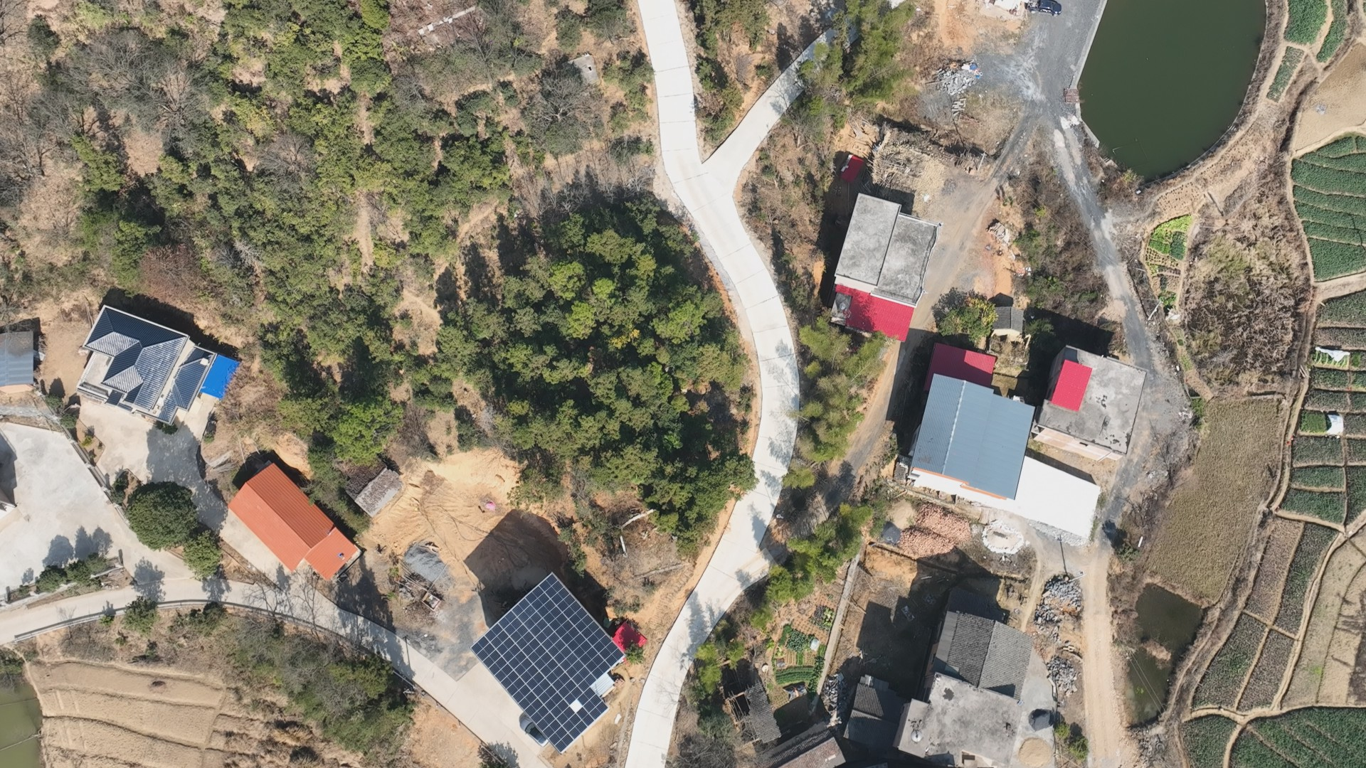 湖南衡阳县明翰村：一场屋场恳谈会带来的“山乡巨变”_fororder_图片5