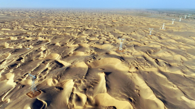 我国最大750千伏超高压环网工程投运 15年攻坚筑就南疆能源“动脉”