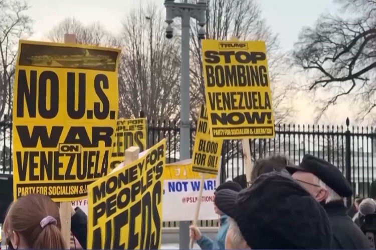 反对美军事侵略委内瑞拉 全球多地举行抗议示威