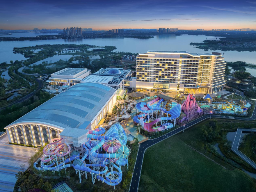 Central China's Largest Water Park Opens in Sino-French Wuhan Ecological Demonstration City_fororder_图片10