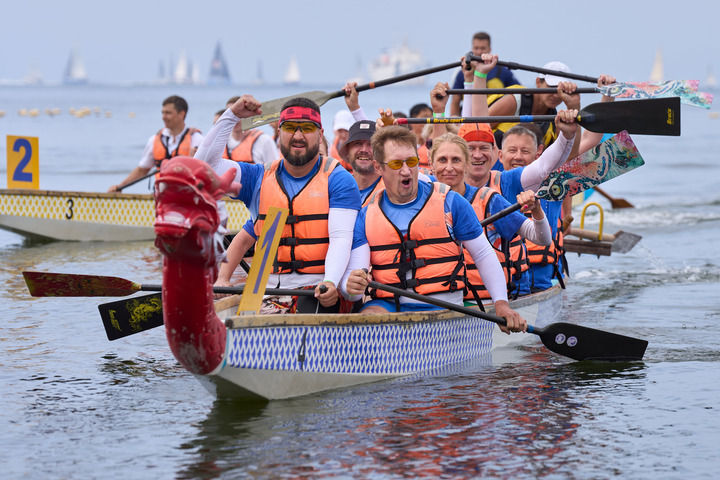 成都世运会 | 龙舟首战世运，中华传统体育尽展“国际范儿”