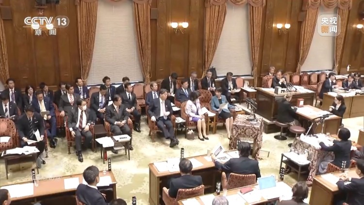 焦点访谈丨高市早苗对历史毫无敬畏 公然挑衅、执意玩火必将自取灭亡！