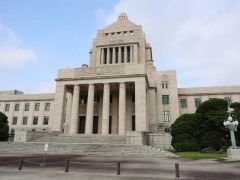 深追踪：高市政府借AI暗中“投毒” 警惕日本右翼“数字军国主义”