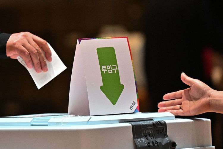投票率34.74% 韩国总统大选提前投票结束