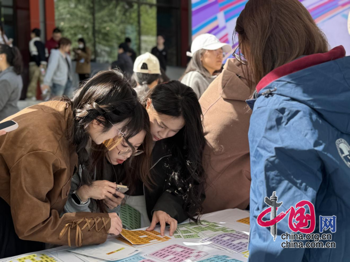 以语言为桥，以诗会友！2026年“国际中文日”暨全球中文诗友会举行