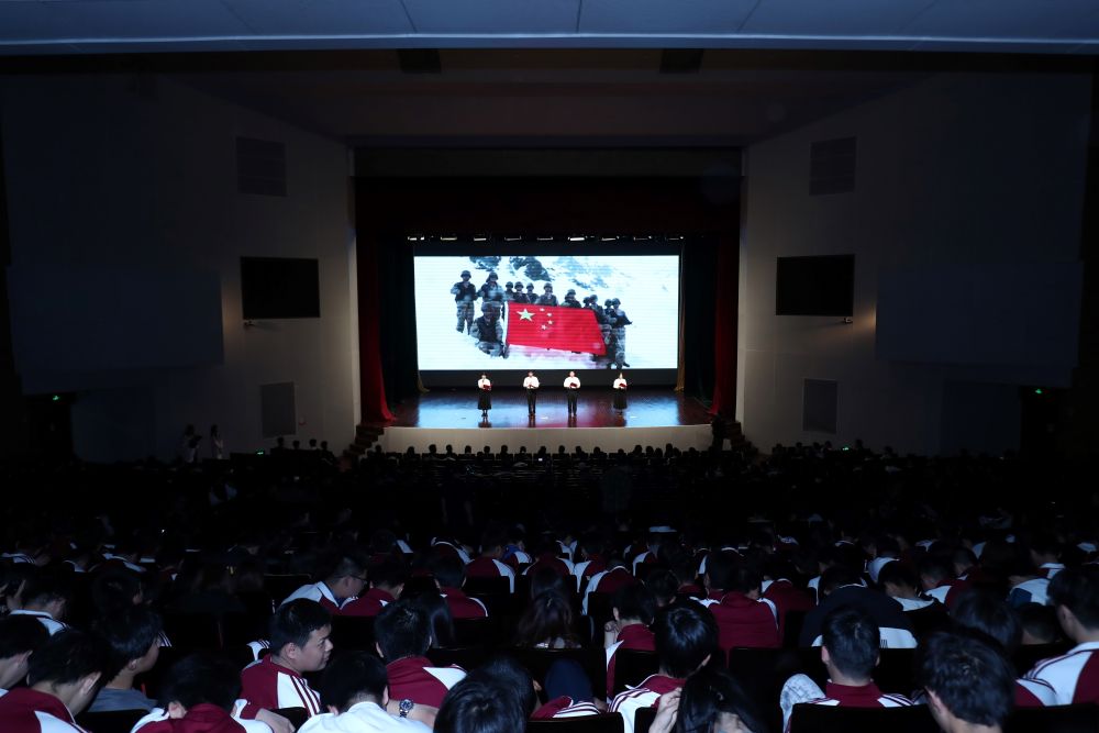 “国家安全题材文学作品诵读”大思政课，以文学力量铸牢国家安全信念