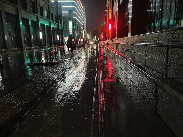 定西：人工增雨缓旱情_fororder_111