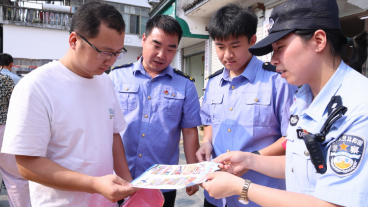 黄山市徽州区：筑牢安全防线 共守平安铁路_fororder_平安铁路2