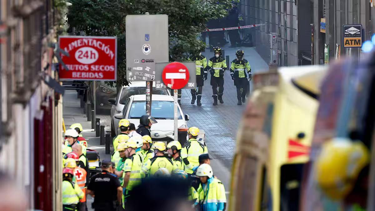 西班牙马德里一建筑发生坍塌 已致10人受伤4人失踪