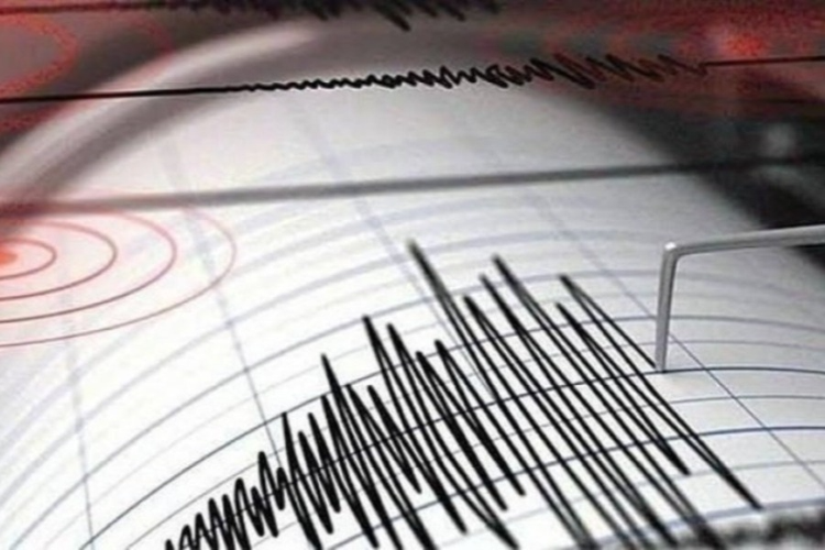 日本九州岛附近海域发生6.7级地震 宫崎县等地发布海啸预警