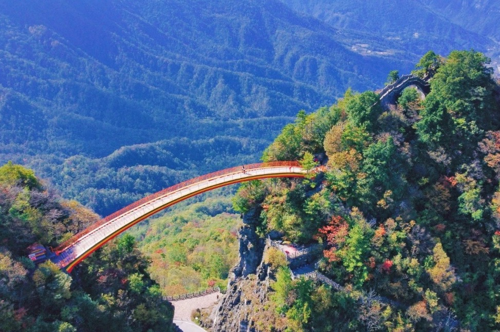 Hubei Launches "Shennongjia, Wudang, and the Three Gorges" Tourism Route for Overseas Tourists_fororder_图片1