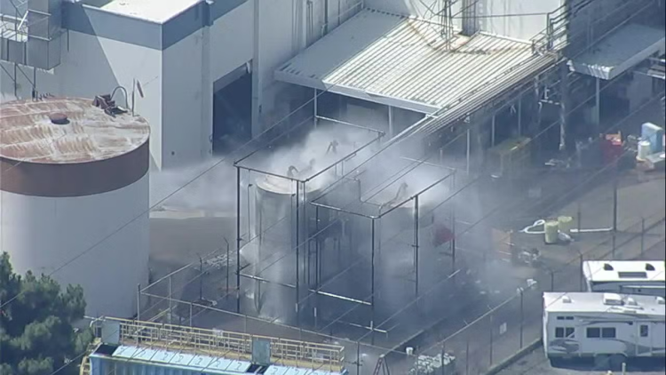 美国纽约一家造船厂发生爆炸 已造成1死36伤