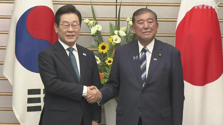 日韩领导人召开联合记者会 双方同意加强合作