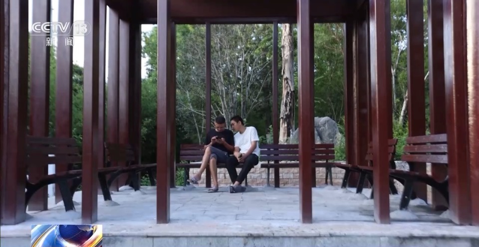 法治在线丨独家对话胡一啸及其父亲胡宗兵 揭秘缅北高薪淘金陷阱