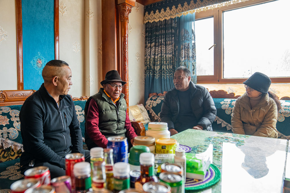 新华全媒+｜苦难和新生——西藏翻身农奴影像档案：洛桑