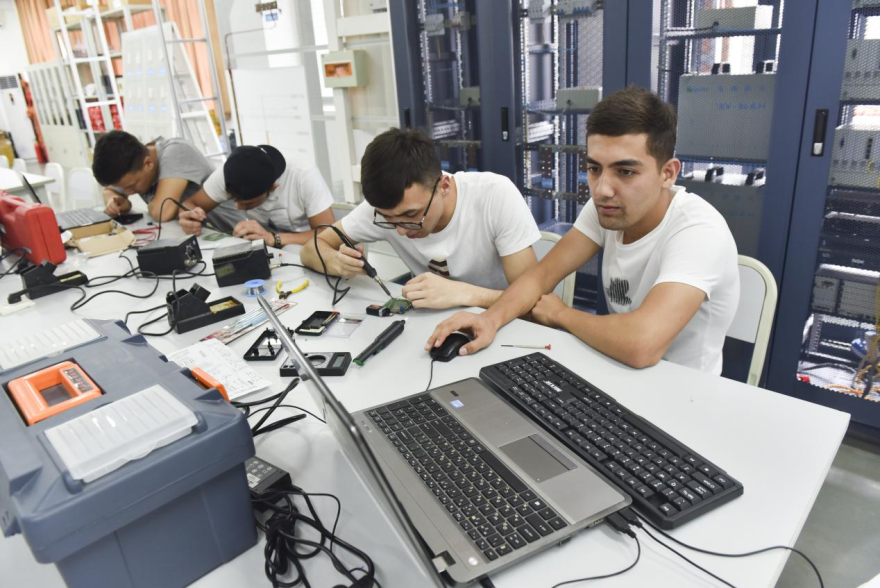 Chongqing Vocational Institute of Engineering Accelerates International Industrial Talent Co-cultivation_fororder_图片4
