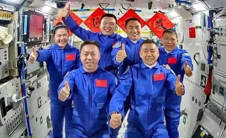 我爱你中国！一起守护这一抹最美的中国红