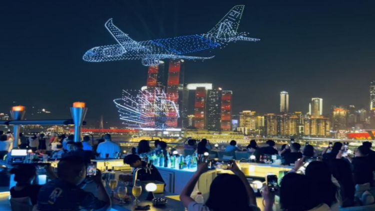 消费新观察 | 越夜越精彩 “天台经济”迸发新活力
