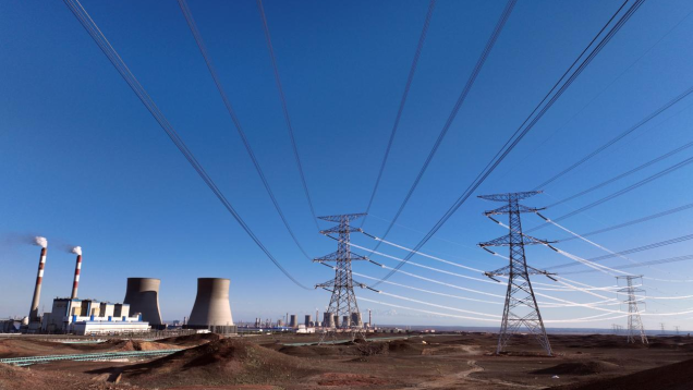 Wucaiwan North 750 kV Project Energized, Boosting Xinjiang's Power Supply for Peak Winter Demand