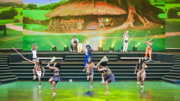 边走边看 | 当塞尔维亚舞步遇上岭南醒狮 13国艺术天团亮相广东