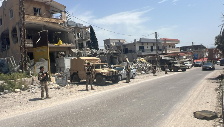 黎巴嫩政府军称正加强在利塔尼河南部地区部署