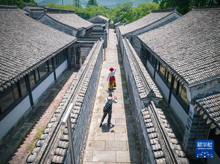 浙江宁波：“旅拍”丰富游客旅游体验