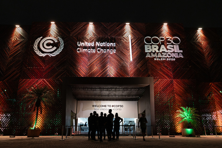 闪评丨美国一再缺席重要国际会议 凸显单边主义破坏国际秩序