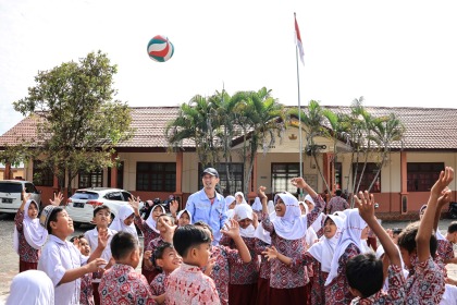 【“一带一路”央企逐梦】印尼萌娃的六一狂欢_fororder_4