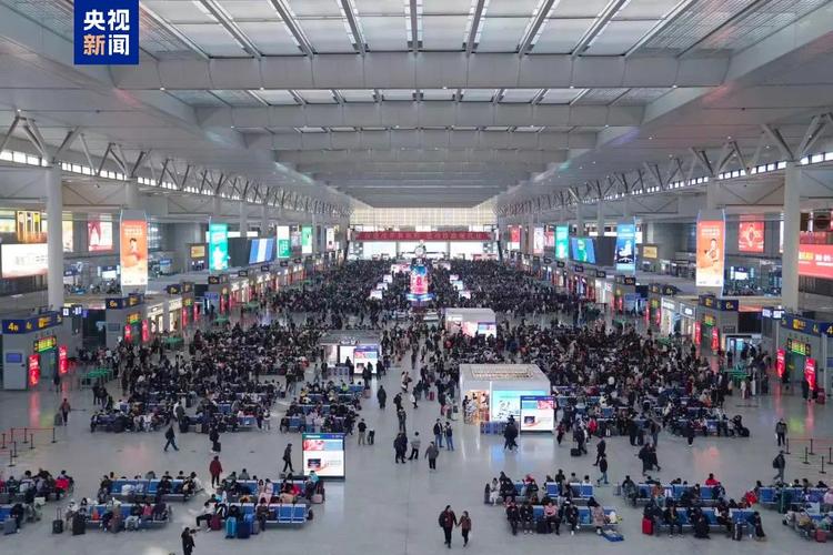 春运首日 上海对外客运到发量101.8万人次
